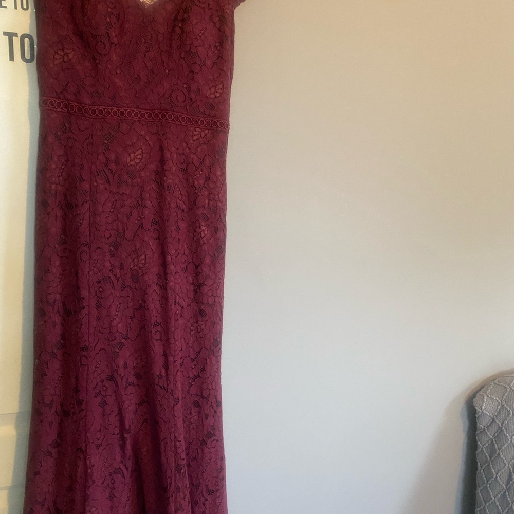 Elegant Lace Burgundy Dress